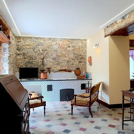 Feriehus La Rocchetta