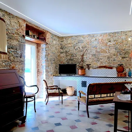 Feriehus La Rocchetta Roccagloriosa